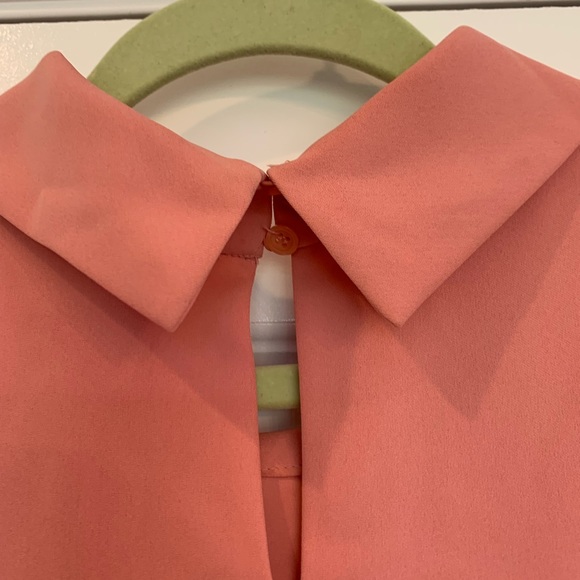 So classy and feminine in a stunning coral.  EUC/NS - Picture 4 of 4